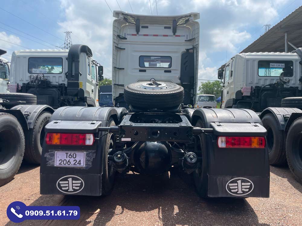 Giá xe đầu kéo FAW 2 cầu JH6 (460HP) nhập khẩu